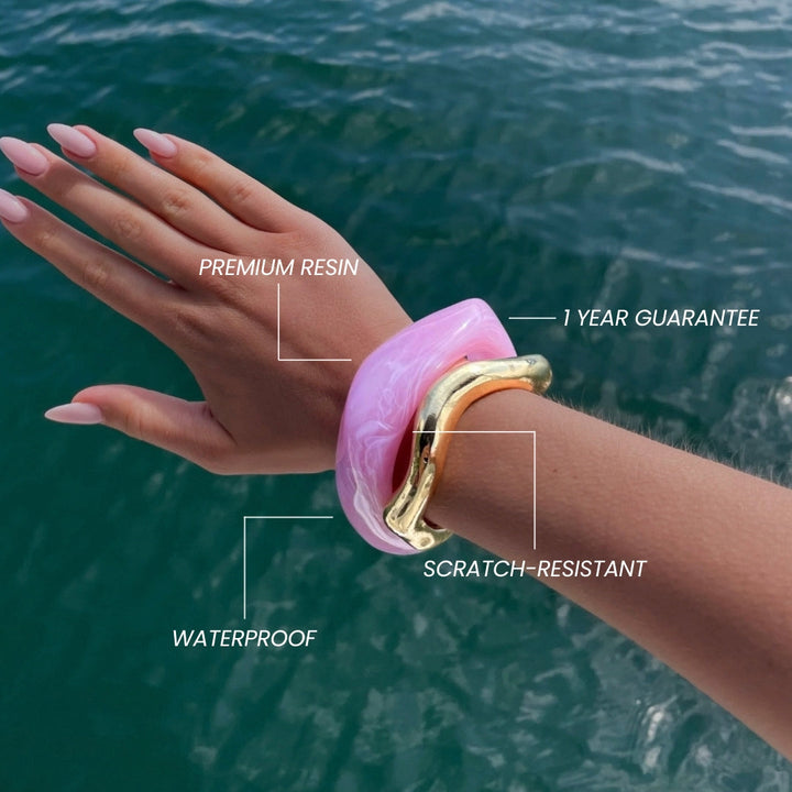 Rosa Bangle