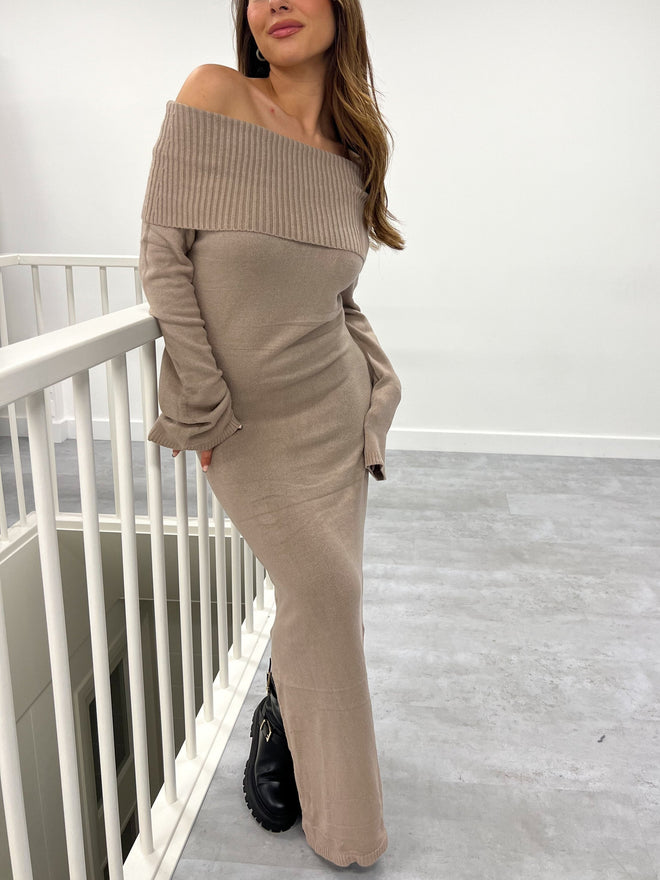Azrielle™ | Folded Knit Maxi Dress
