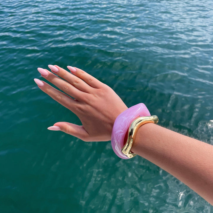 Rosa Bangle
