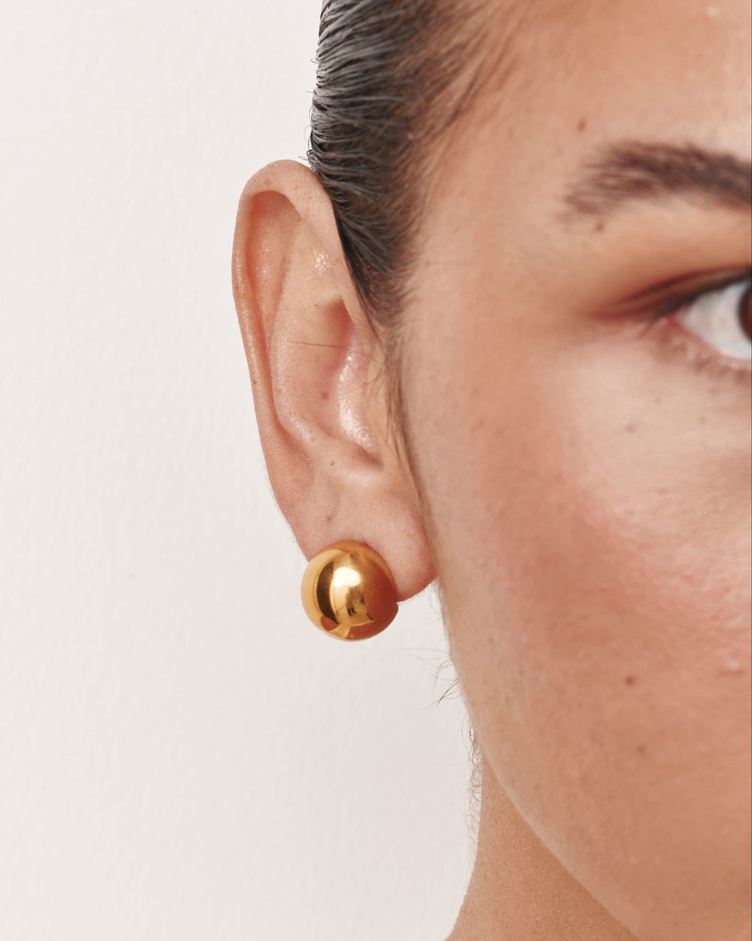 Mini Bulb Earring