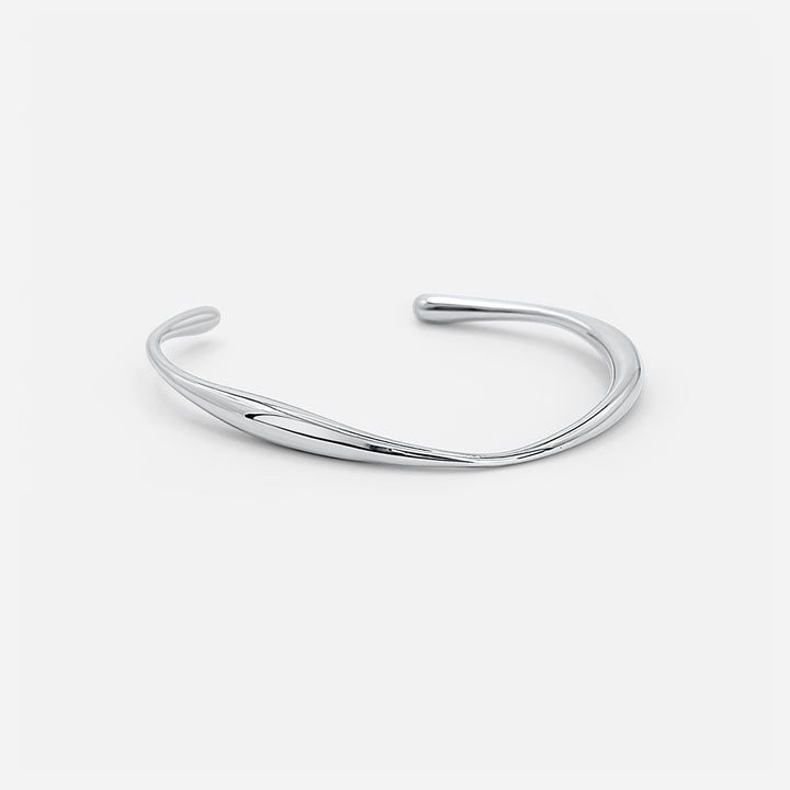 Curved Bracelet