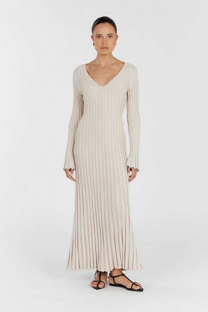 Dianara™ | V-neck knitted midi dress with sleeves