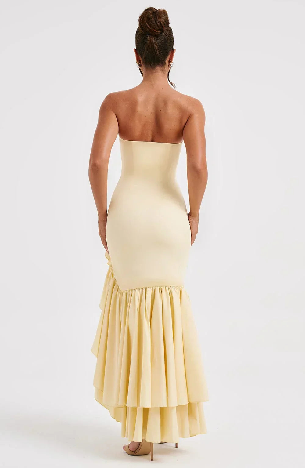 Xyrelle™ | Sleeveless maxi dress with slit and ruffles
