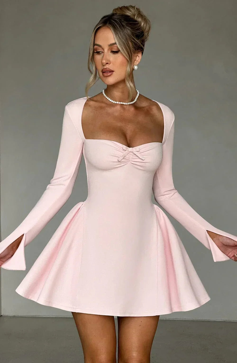 Reylin™ | A-line pleated long-sleeved mini dress